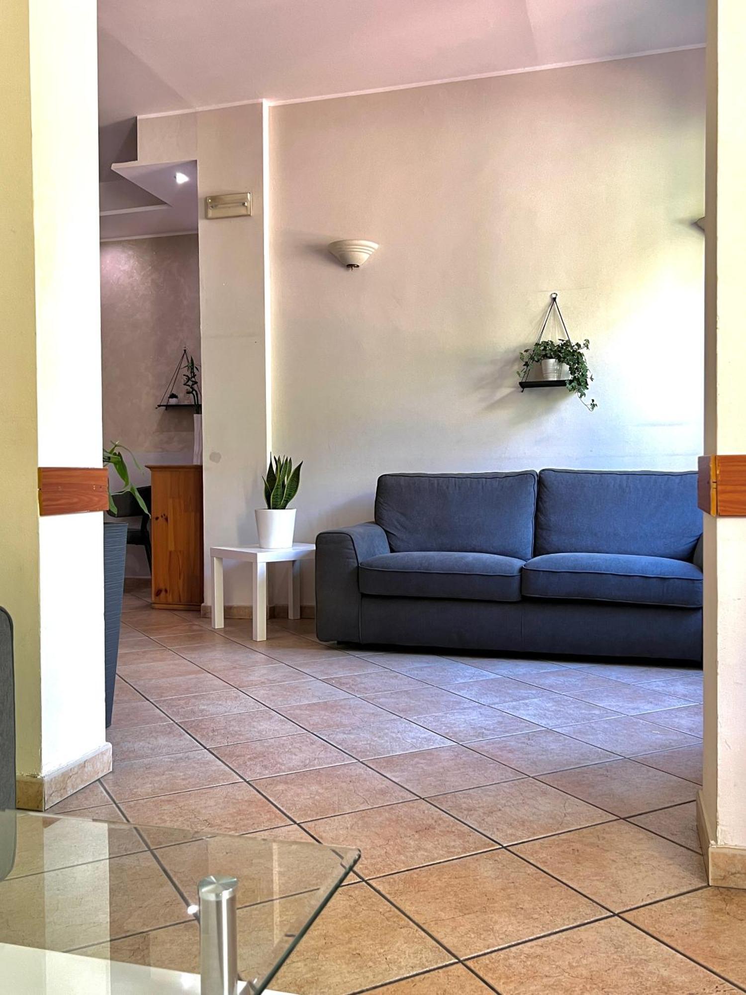 Hotel Sara Милано Екстериор снимка