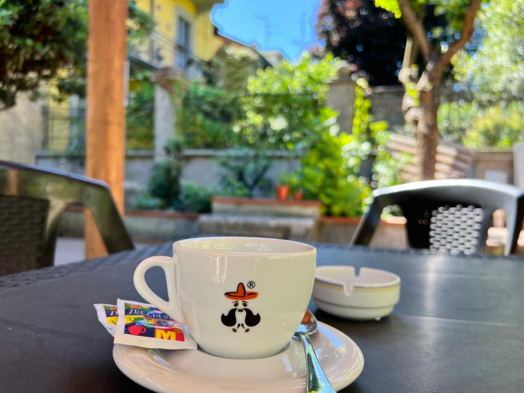 Hotel Sara Милано Екстериор снимка